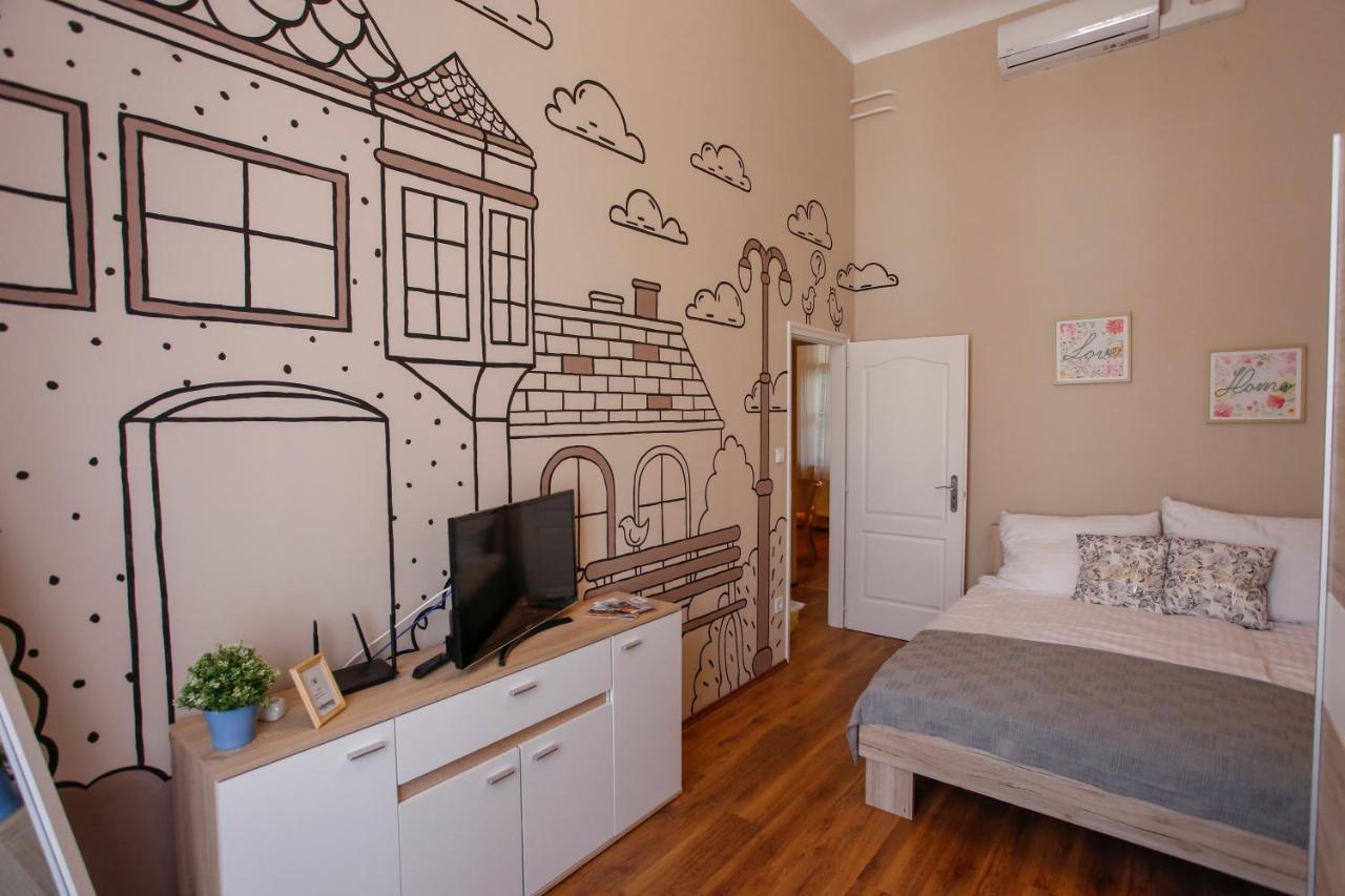 Urania Apartmanhaz エゲル エクステリア 写真